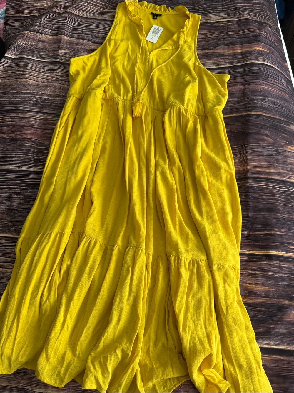NWT Torrid Bright Yellow Tiered Sleeveless Midi Dress